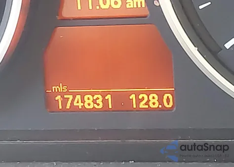 2008 BMW 528Xi z USA, uszkodzony, nr VIN WBANV13538CZ52938